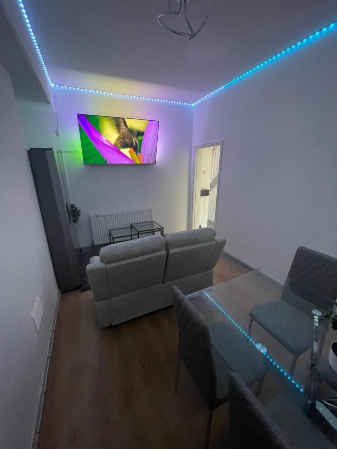 M&C Guest House Birkenhead Zewnętrze zdjęcie