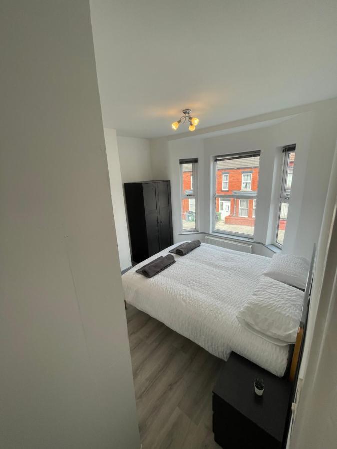 M&C Guest House Birkenhead Zewnętrze zdjęcie